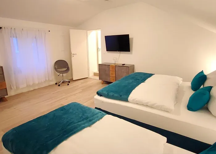 Homely Stay - Urban Oasis Apartments