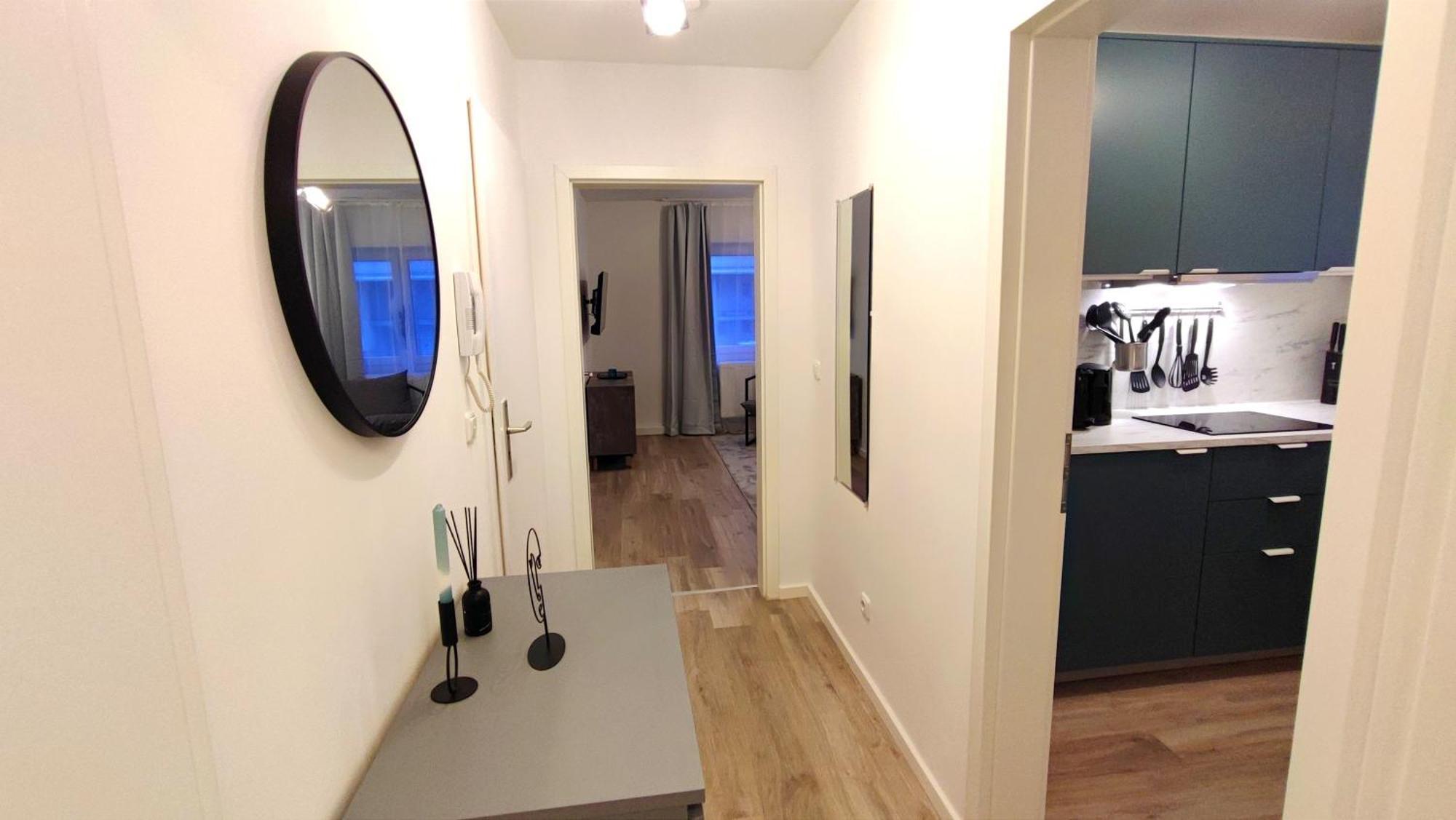 Homely - Urban Oasis Apartment *