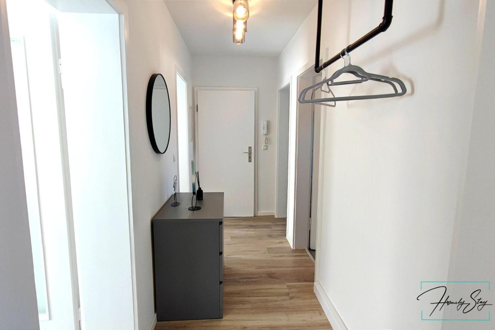 Homely - Urban Oasis Apartment